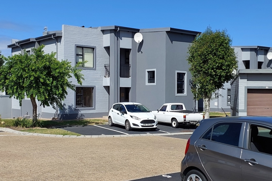 2 Bedroom Property for Sale in Burgundy Estate Western Cape